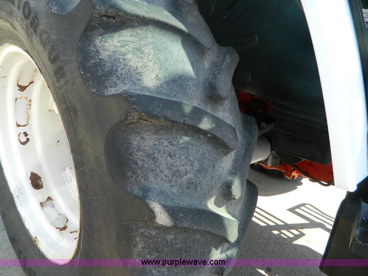 image for item I1397 1997 Ford 6640SL tractor