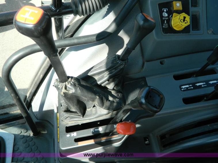 image for item I1397 1997 Ford 6640SL tractor