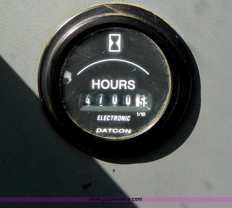 image for item I1397 1997 Ford 6640SL tractor