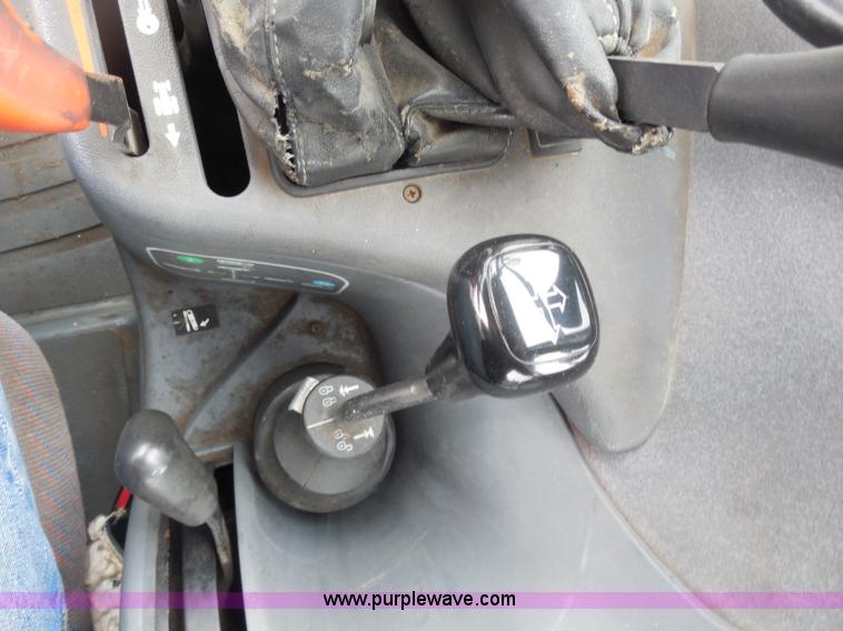 image for item I1398 1999 Ford TS100 tractor