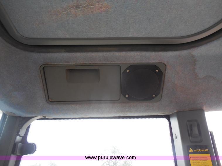 image for item I1398 1999 Ford TS100 tractor