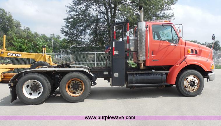image for item I1411 2002 Sterling LT9500 semi truck