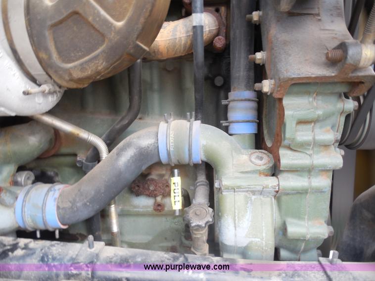 image for item I1411 2002 Sterling LT9500 semi truck