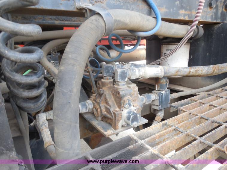 image for item I1411 2002 Sterling LT9500 semi truck