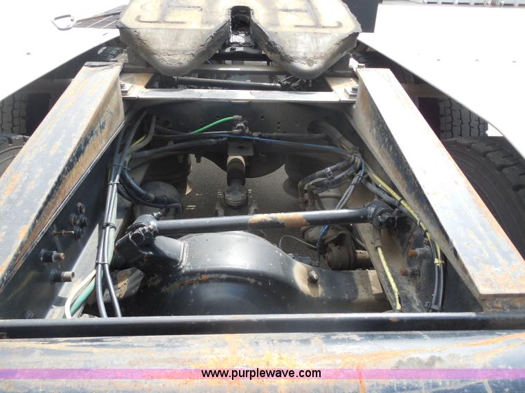 image for item I1411 2002 Sterling LT9500 semi truck