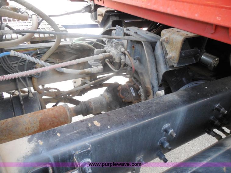 image for item I1411 2002 Sterling LT9500 semi truck