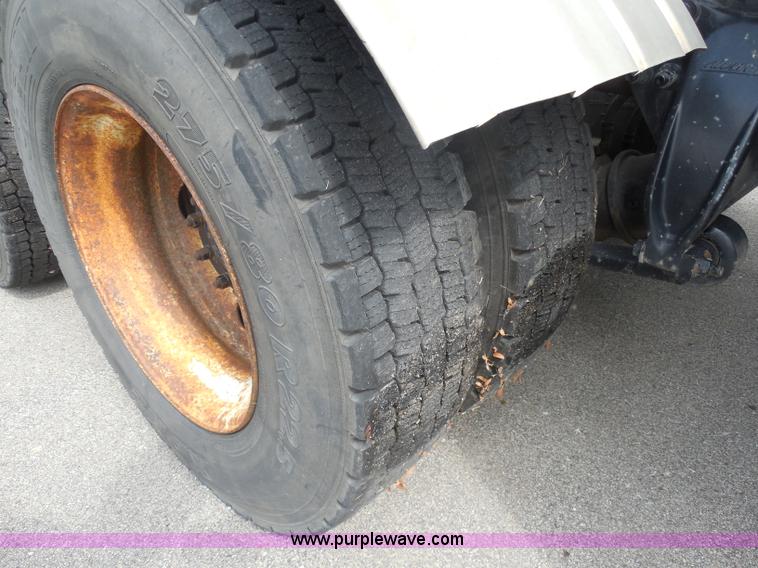 image for item I1411 2002 Sterling LT9500 semi truck