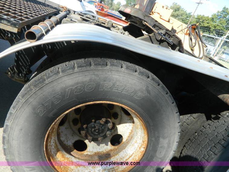 image for item I1411 2002 Sterling LT9500 semi truck