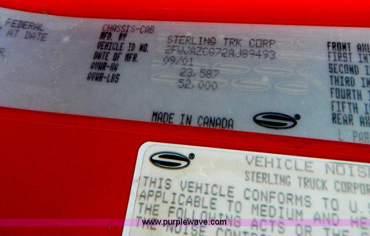 image for item I1411 2002 Sterling LT9500 semi truck