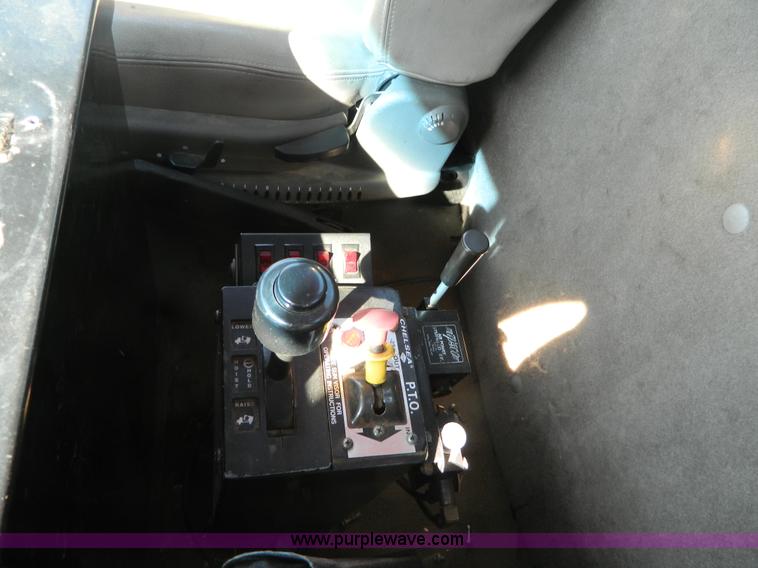 image for item I1411 2002 Sterling LT9500 semi truck