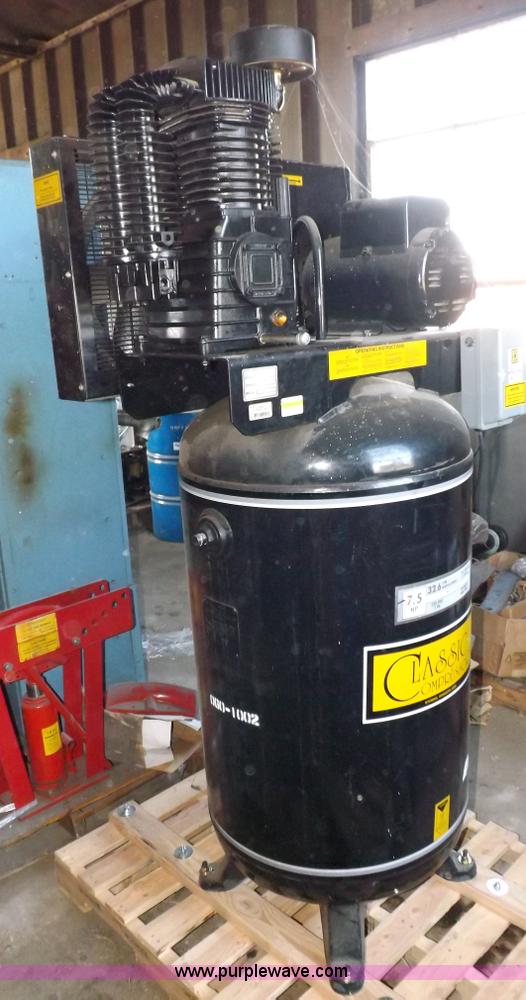 image for item I7517 Classic C7180230 vertical air compressor