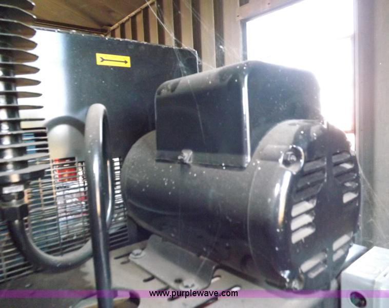 image for item I7517 Classic C7180230 vertical air compressor