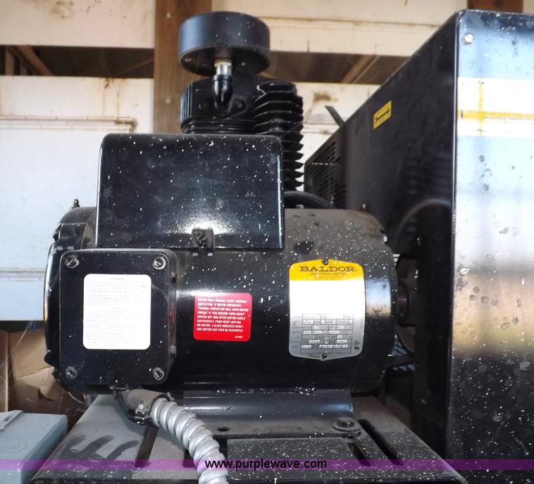 image for item I7517 Classic C7180230 vertical air compressor