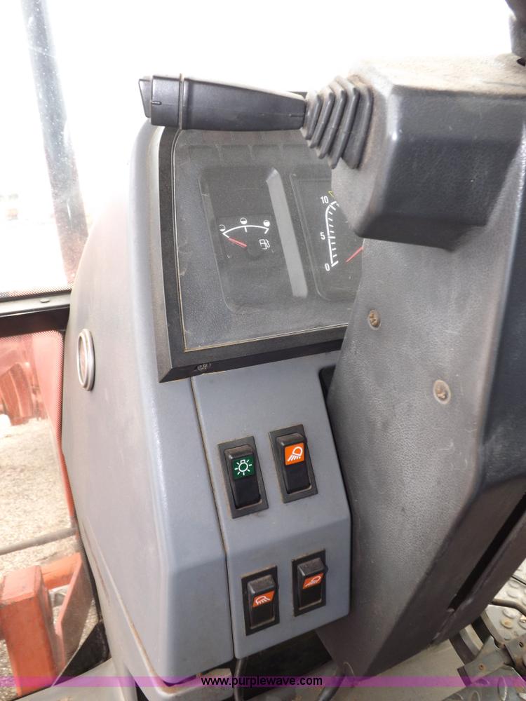 image for item I7525 1998 Ford New Holland 7740SL MFWD tractor