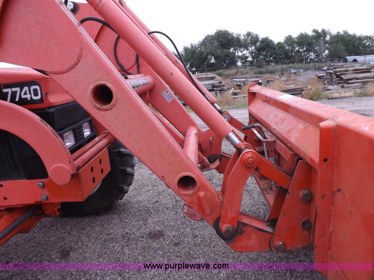 image for item I7525 1998 Ford New Holland 7740SL MFWD tractor