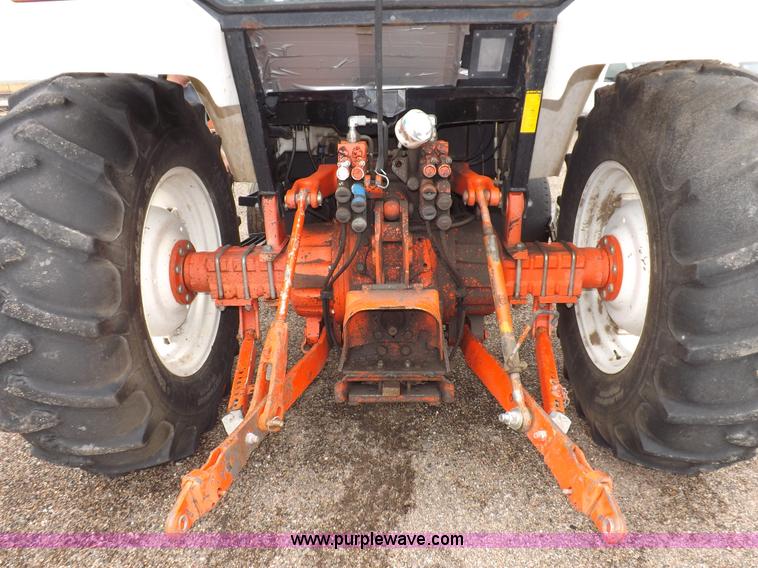 image for item I7526 1997 Ford New Holland 6640SL tractor