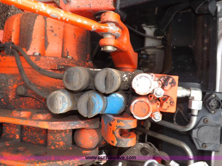 image for item I7526 1997 Ford New Holland 6640SL tractor