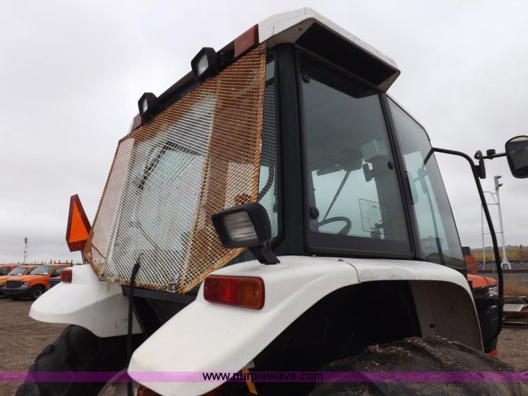 image for item I7526 1997 Ford New Holland 6640SL tractor