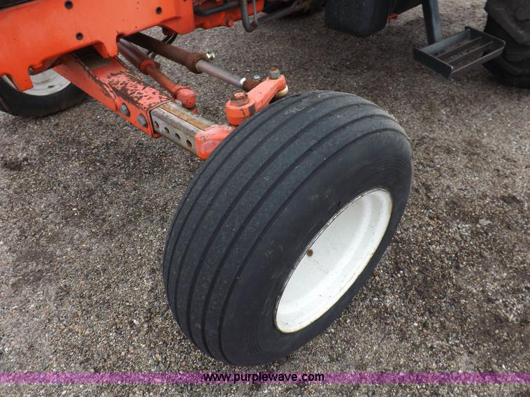 image for item I7526 1997 Ford New Holland 6640SL tractor