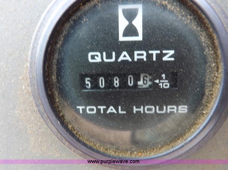 image for item I7527 1998 Ford 7740SL MFWD tractor