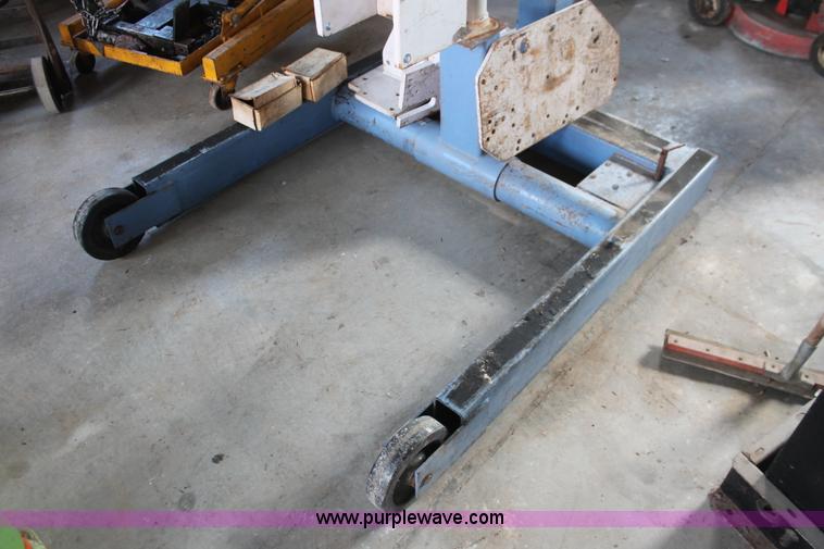 image for item I7766 OTC portable heavy duty engine repair engine stand