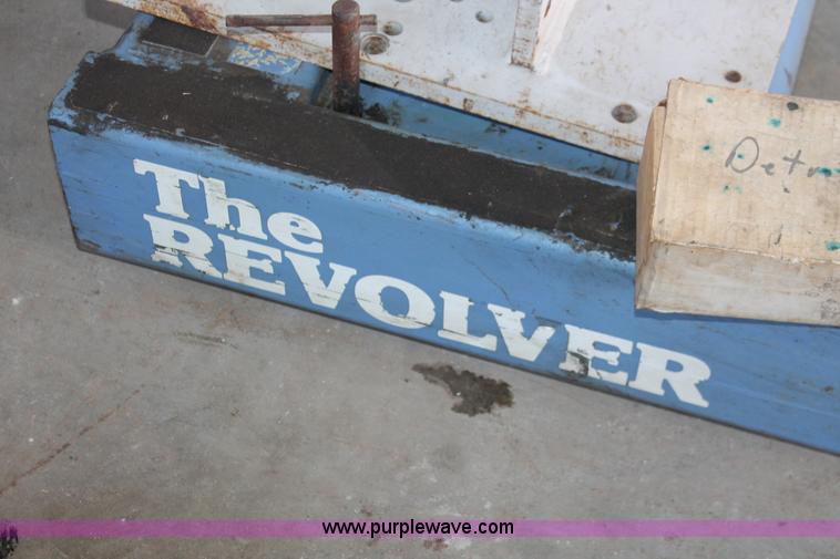 image for item I7766 OTC portable heavy duty engine repair engine stand