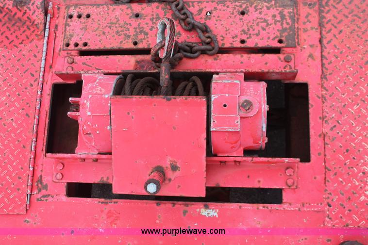 image for item I8004 1996 Landoll 345-31 trailer