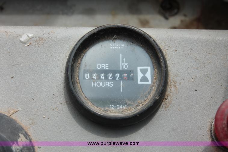 image for item I8023 1996 Fiat-Allis FR70 wheel loader