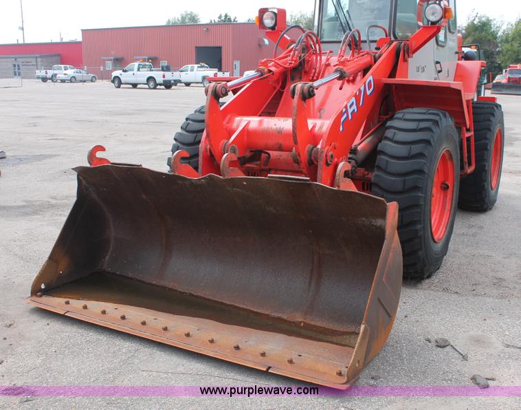 image for item I8023 1996 Fiat-Allis FR70 wheel loader
