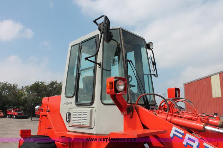 image for item I8023 1996 Fiat-Allis FR70 wheel loader