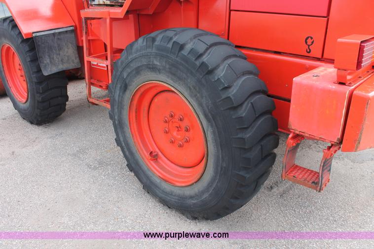 image for item I8023 1996 Fiat-Allis FR70 wheel loader
