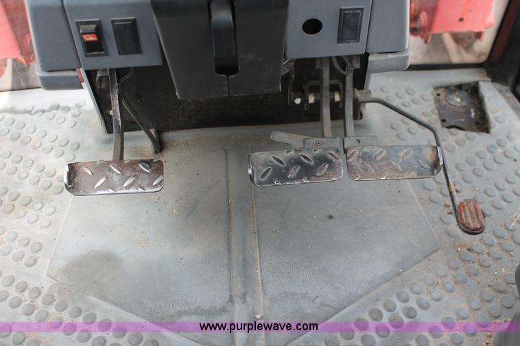 image for item I8024 1995 Ford New Holland 7740 MFWD tractor