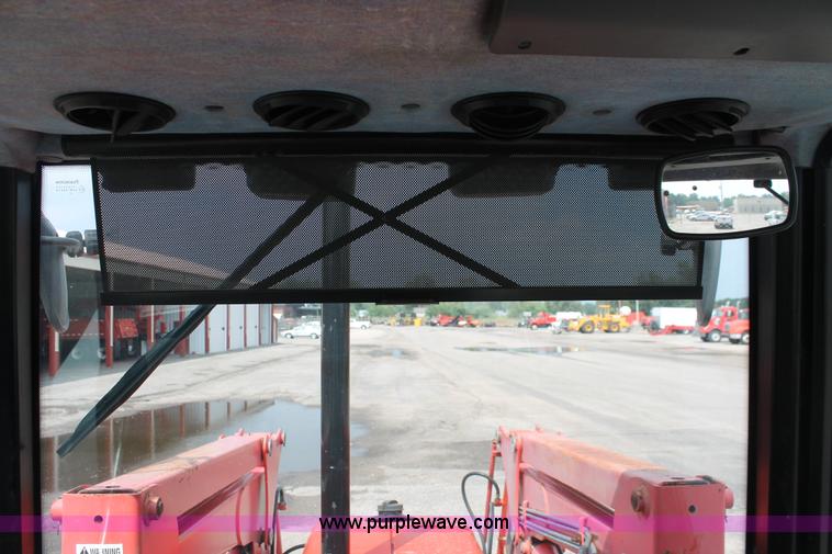 image for item I8024 1995 Ford New Holland 7740 MFWD tractor