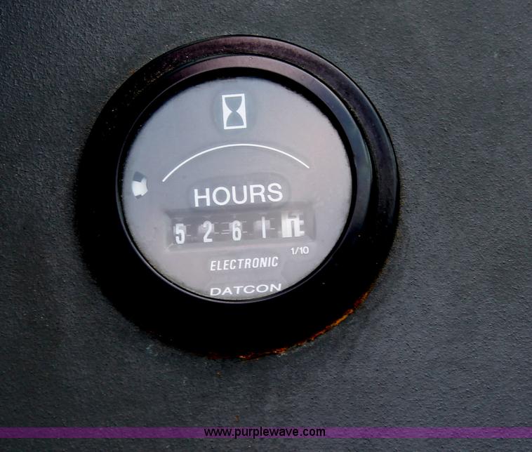 image for item I8024 1995 Ford New Holland 7740 MFWD tractor