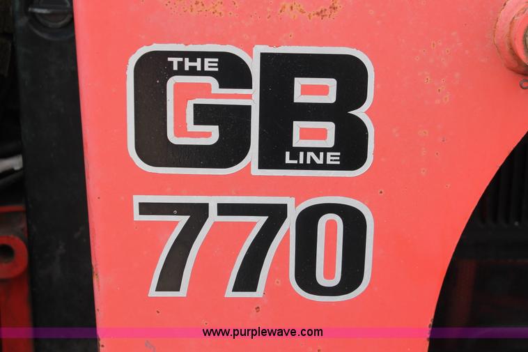 image for item I8024 1995 Ford New Holland 7740 MFWD tractor