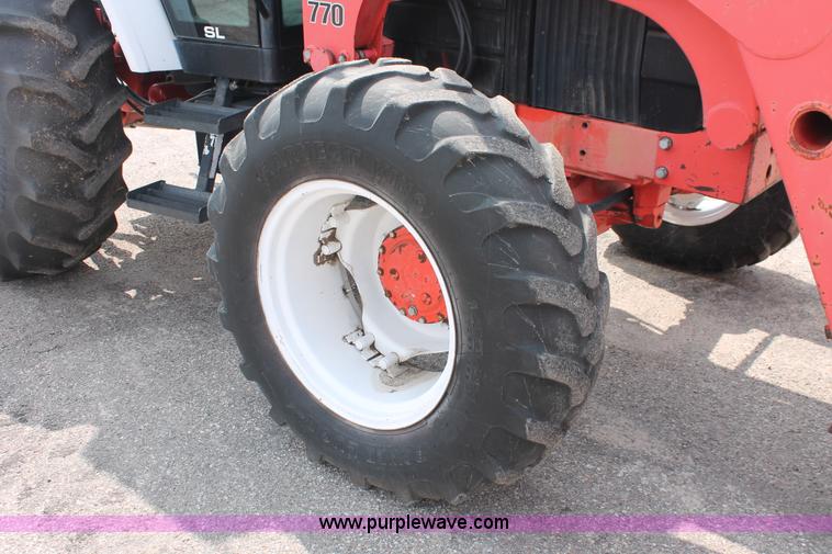 image for item I8024 1995 Ford New Holland 7740 MFWD tractor