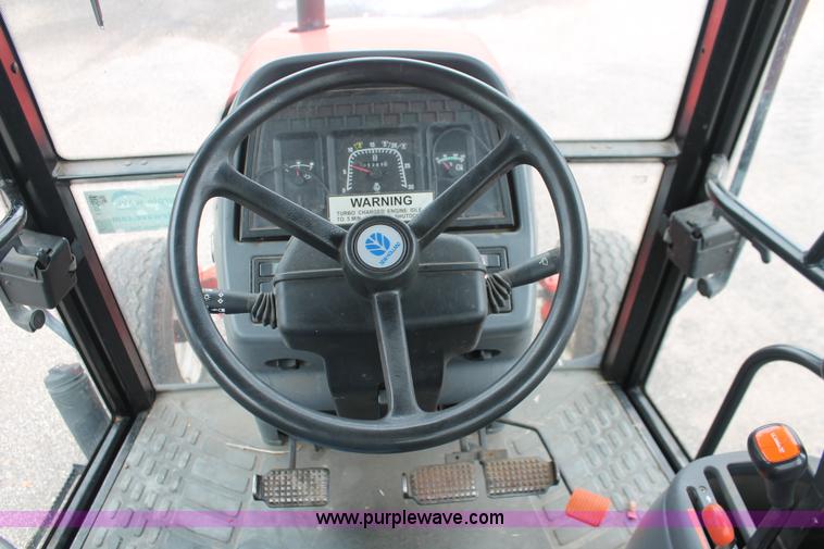 image for item I8025 1999 Ford New Holland TS100 tractor