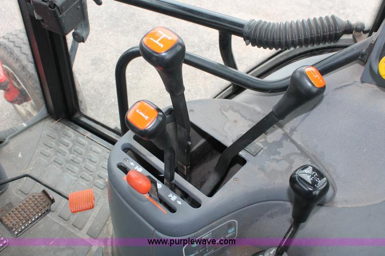 image for item I8025 1999 Ford New Holland TS100 tractor