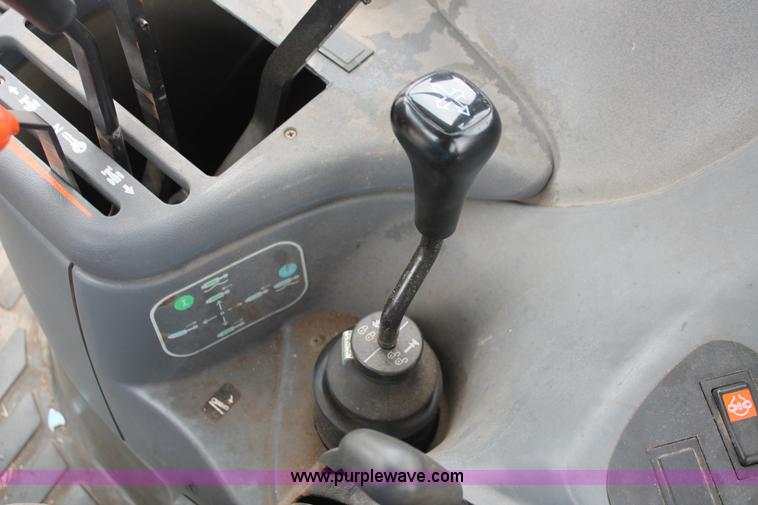 image for item I8025 1999 Ford New Holland TS100 tractor