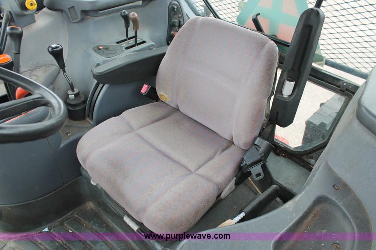 image for item I8025 1999 Ford New Holland TS100 tractor