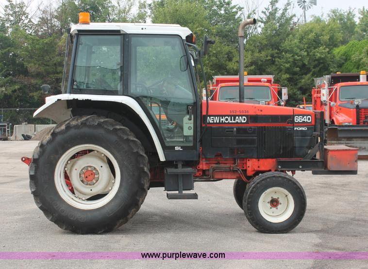 image for item I8026 1995 Ford New Holland 6640SL tractor