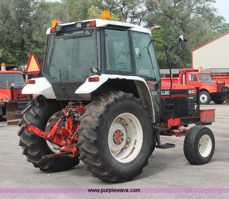 image for item I8026 1995 Ford New Holland 6640SL tractor