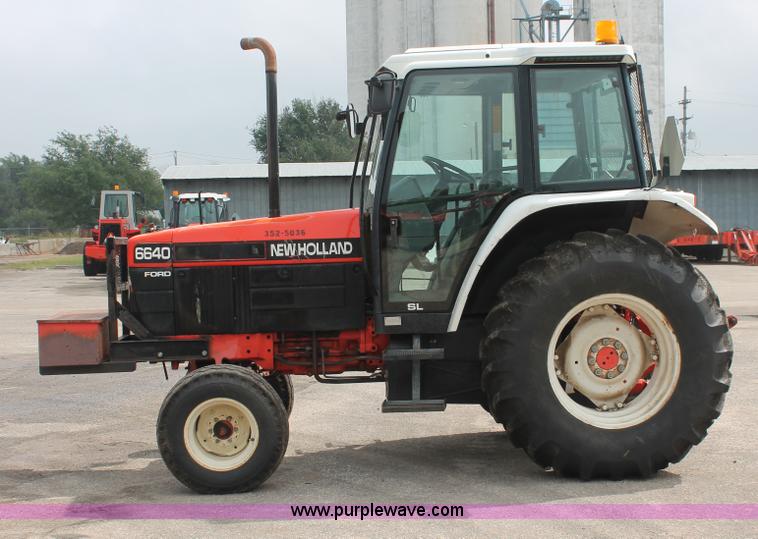 image for item I8026 1995 Ford New Holland 6640SL tractor