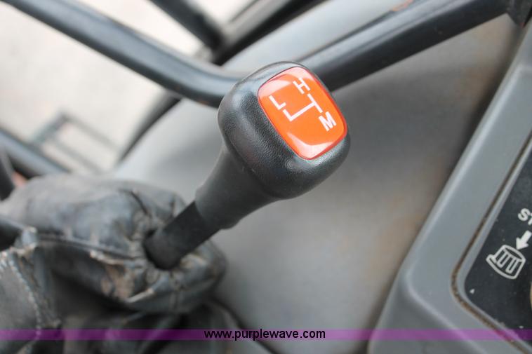 image for item I8026 1995 Ford New Holland 6640SL tractor