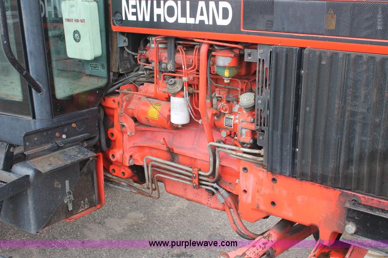 image for item I8026 1995 Ford New Holland 6640SL tractor