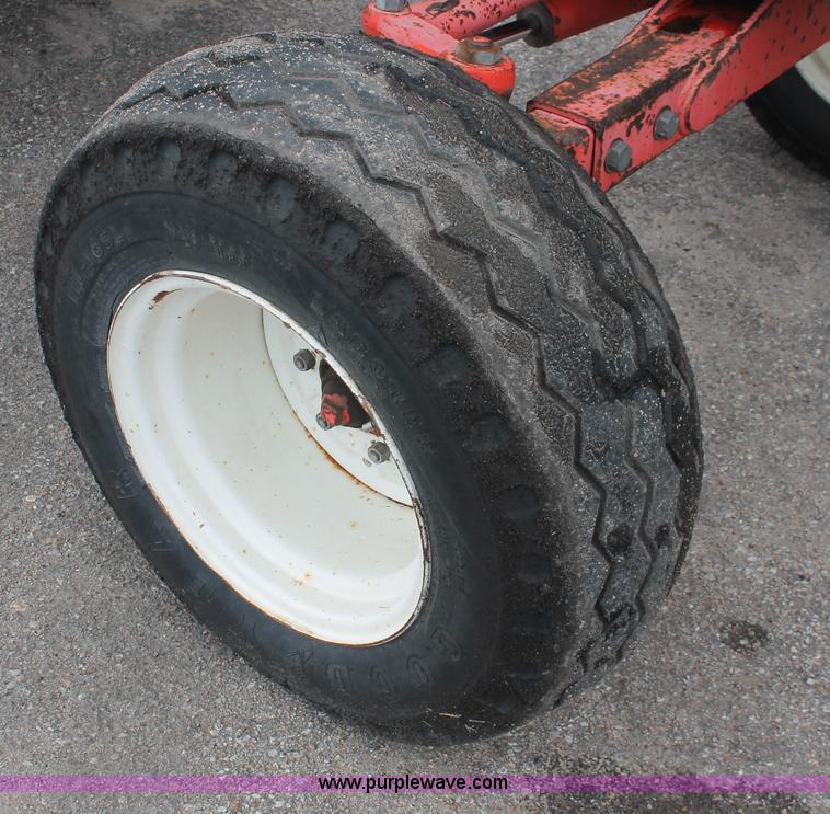 image for item I8026 1995 Ford New Holland 6640SL tractor