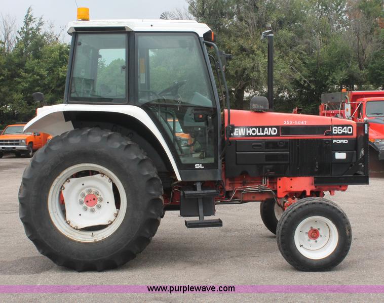 image for item I8027 1997 Ford New Holland 6640SL tractor