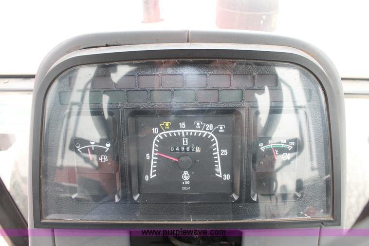 image for item I8027 1997 Ford New Holland 6640SL tractor