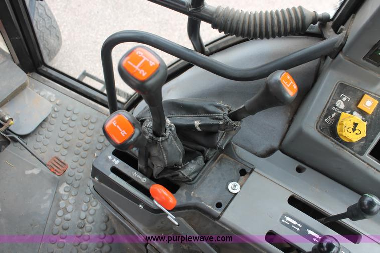 image for item I8027 1997 Ford New Holland 6640SL tractor