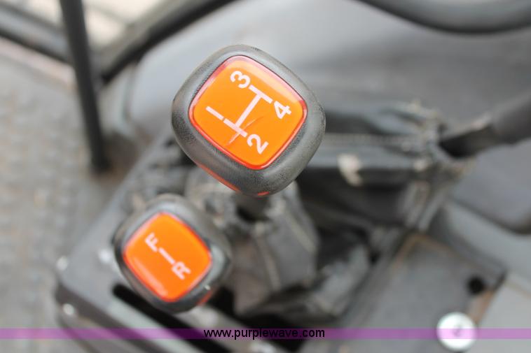 image for item I8027 1997 Ford New Holland 6640SL tractor